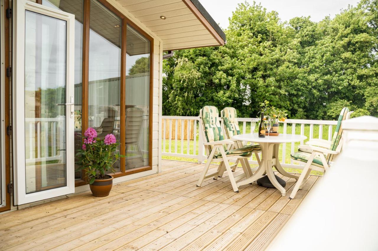 Pass The Keys The Lodge At Point House Farm - Sleeps Up To 6 Chester Zewnętrze zdjęcie